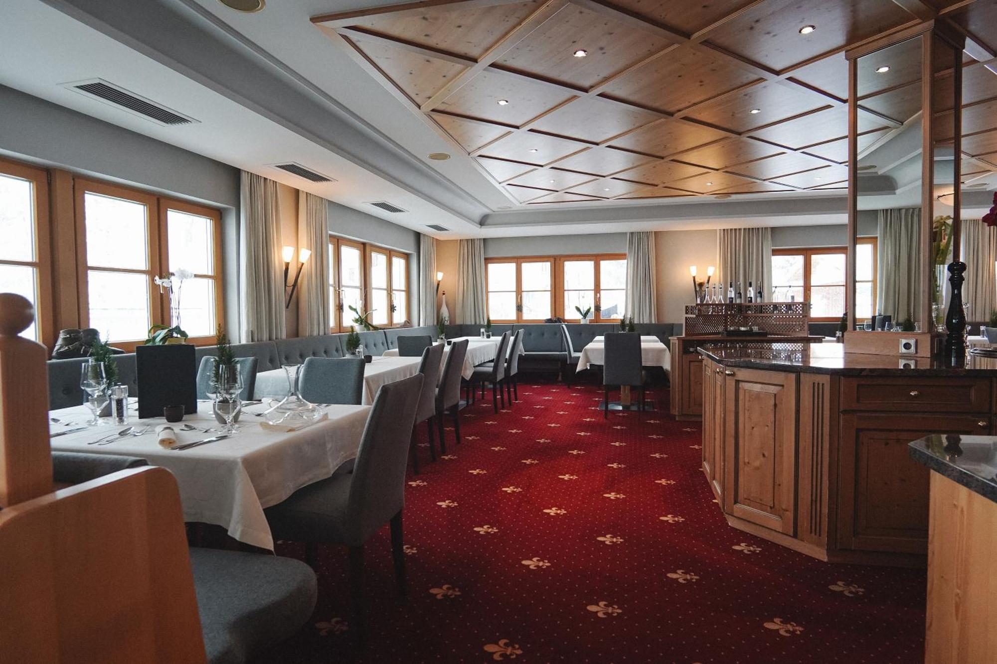 Hotel Acerina Superior Lech am Arlberg Bagian luar foto