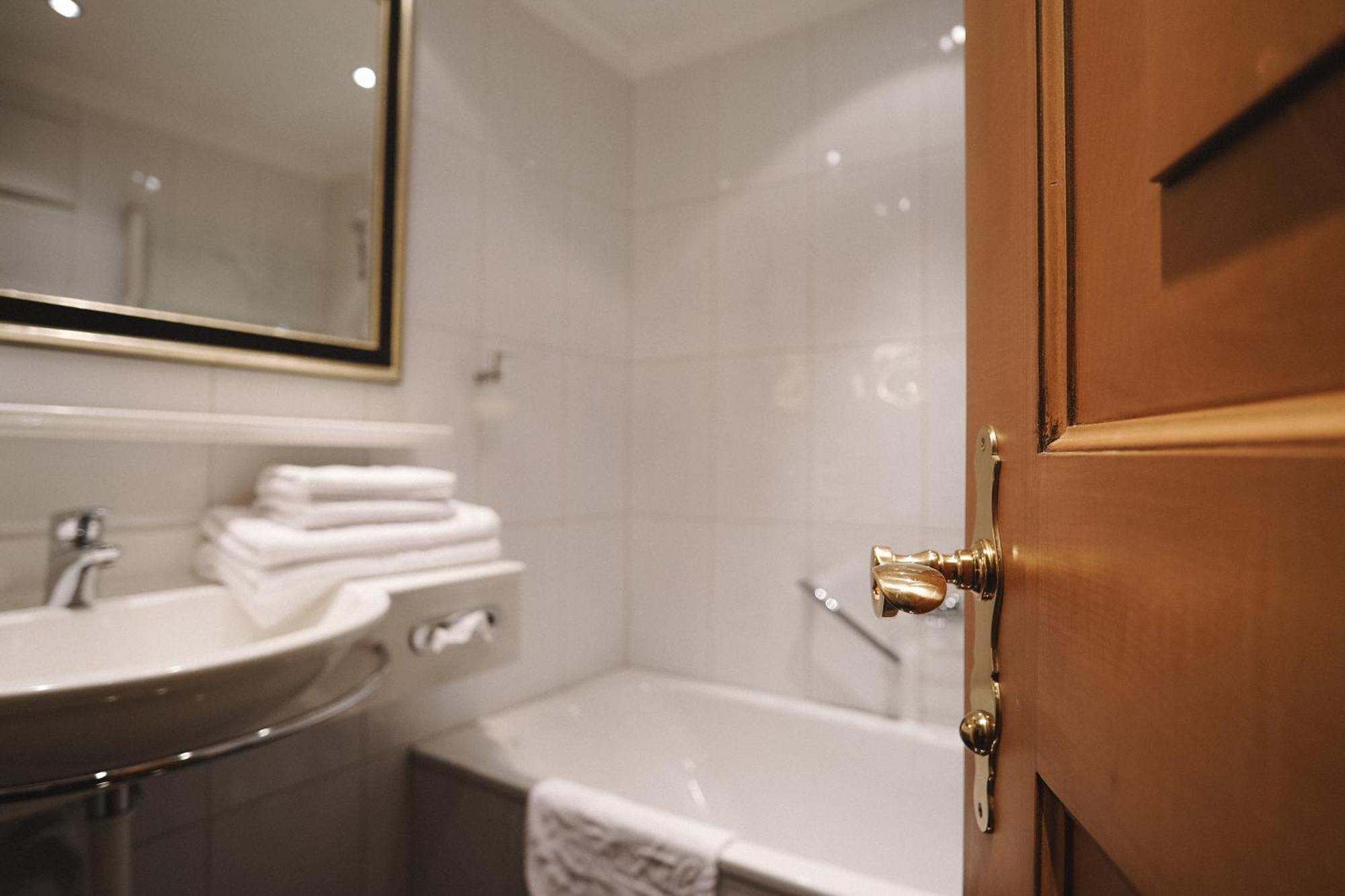 Hotel Acerina Superior Lech am Arlberg Bagian luar foto